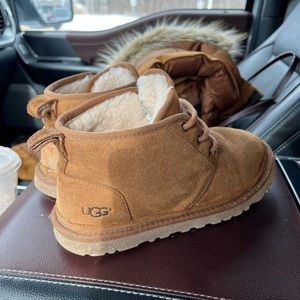 Size 7 Ugg Boots